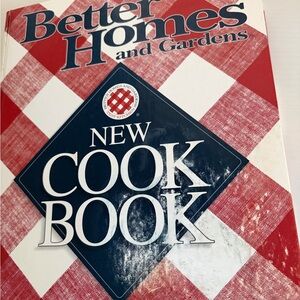 Better Homes and Gardens Red and White Gingham New Cook Book